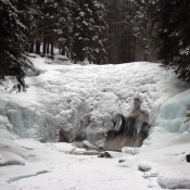 Zamrzlé mumlavské vodopády