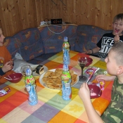 Lízátko s práskacím přáškem